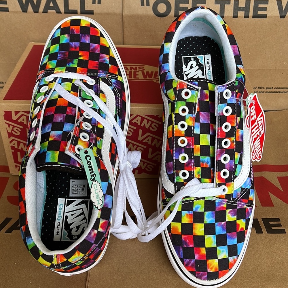 Vans WMNS Comfycush Old Skool The Tie-Dye Checkerboard Black Sneakers - Picture 13 of 16